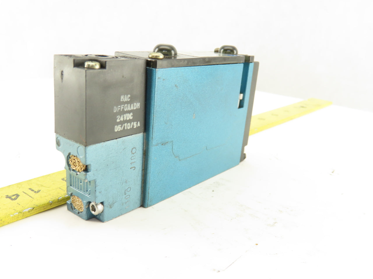MAC 92B-AAF-000-DM-DFFP-1DM 2 Way Single Solenoid Pneumatic Valve 24VDC Coil