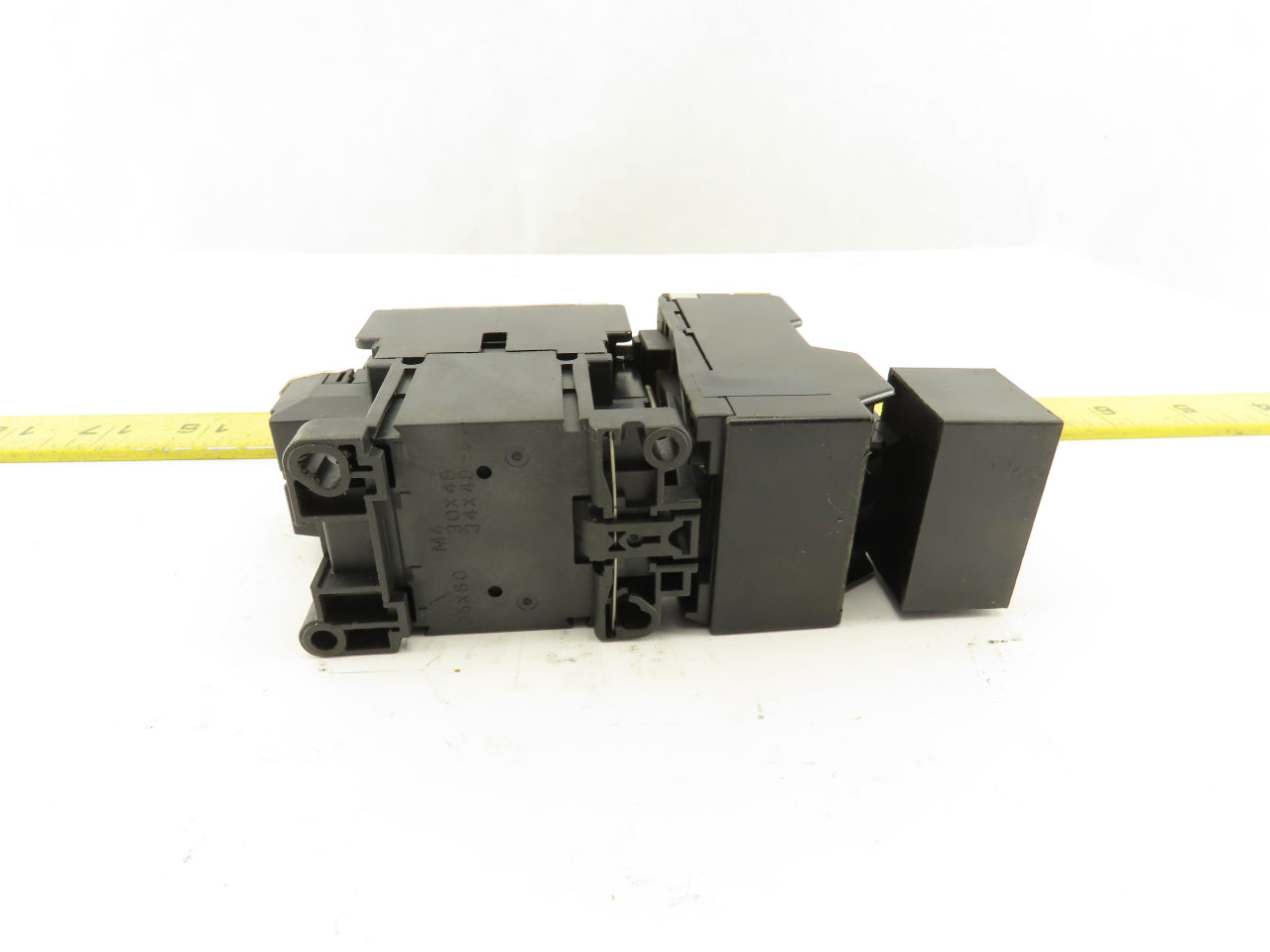 Fuji SC-0 TR-ON/3 600V 5Hp Magnetic Contactor 2.2-3.4 Trip Range 110V Coil