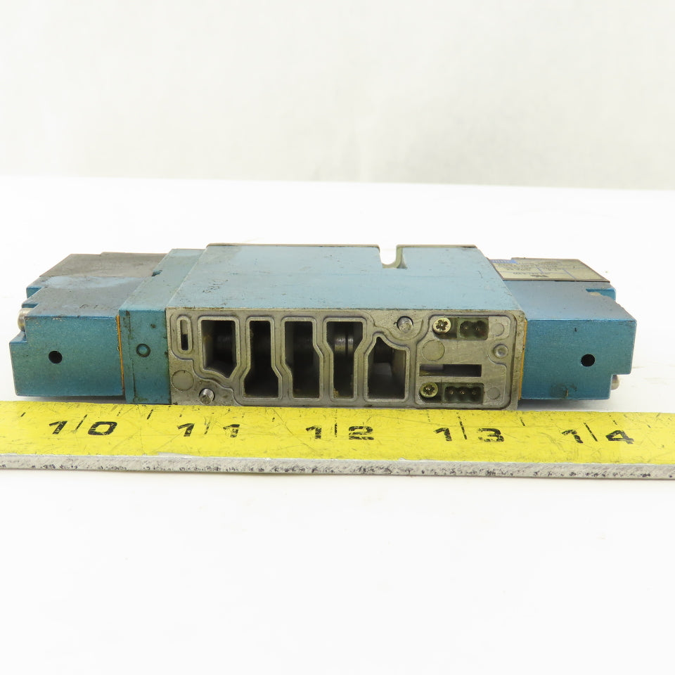 MAC 92B-EAF-000-DM-DFFP-1DM 3 Position Closed Center Solenoid Air Valve 24VDC