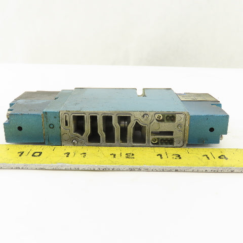 MAC 92B-EAF-000-DM-DFFP-1DM 3 Position Closed Center Solenoid Air Valve 24VDC