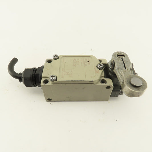 Omron WLCA2-2N 600V Rocker Arm Cam Lever Limit Switch