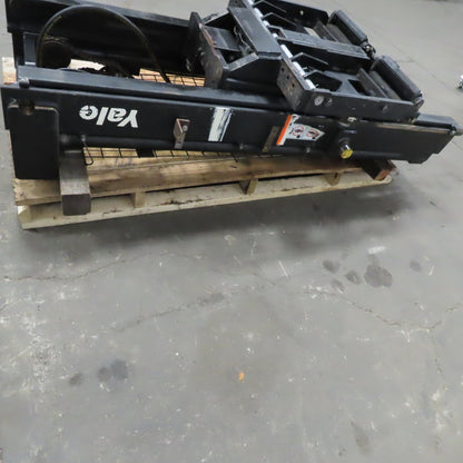 Yale MRW030LAN24SV083  Powered Pallet Reach Stacker Mast Assembly