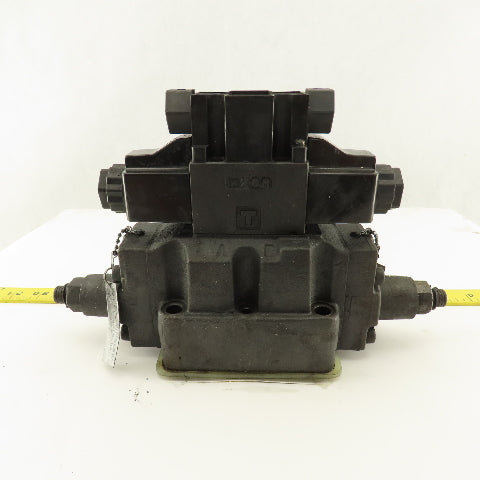 Tokyo Keiki DG5V-7-2C-1-E-T-P2-T-84-JA 3 Way Closed Center Hydraulic Valve 100V