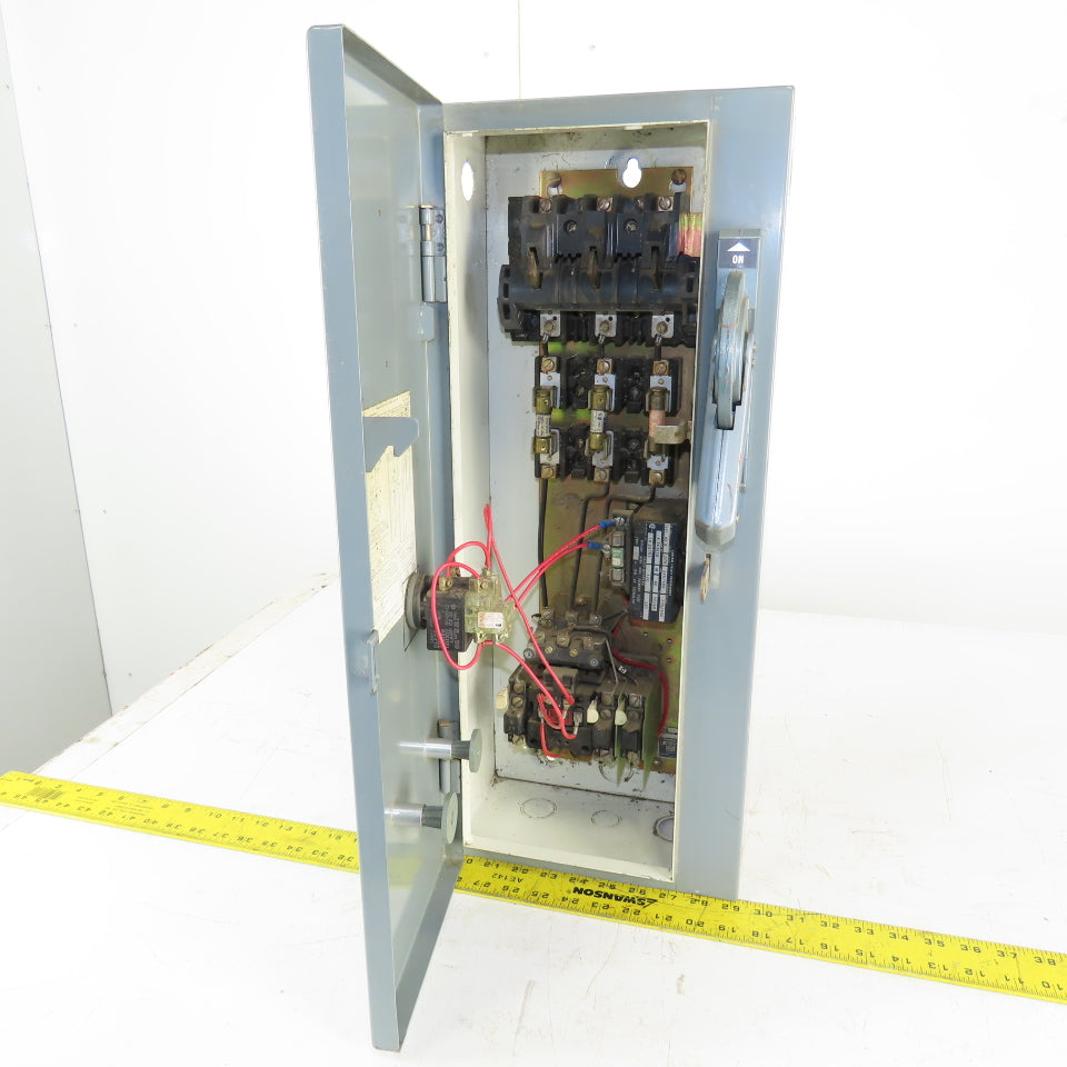 Allen Bradley 712-AACD24 Size 0 Combination Motor Starter Overload 600V 5Hp