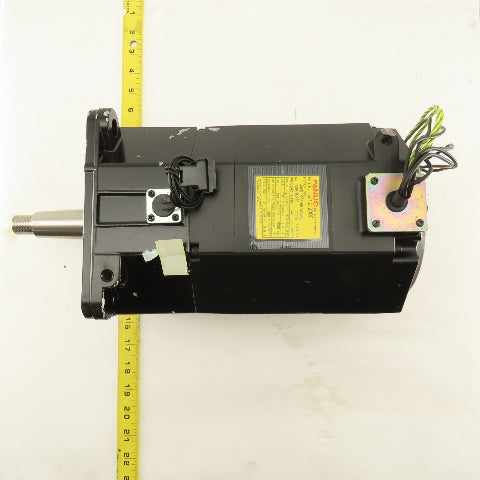 Fanuc A06B-0142-B675 2.1kW 2000RPM 3Ph 186V 133Hz AC Servo Motor