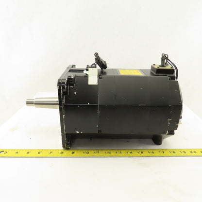 Fanuc A06B-0142-B675 2.1kW 2000RPM 3Ph 186V 133Hz AC Servo Motor