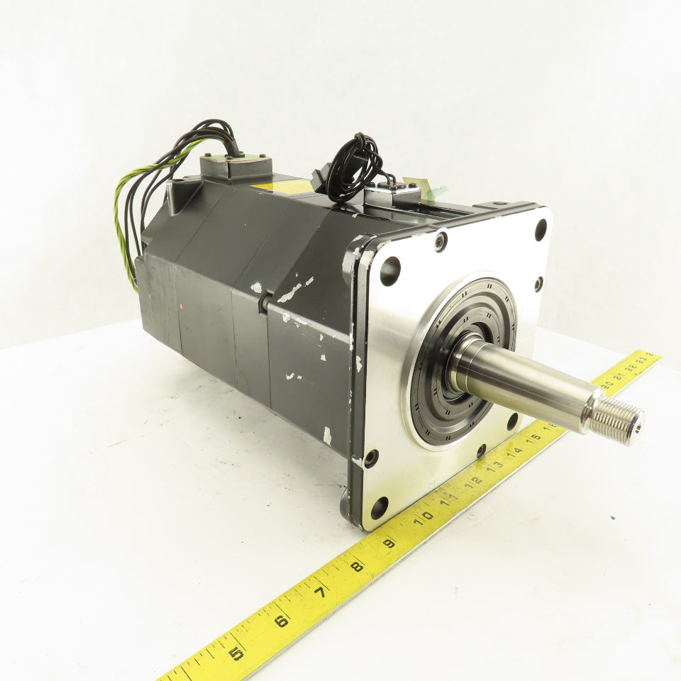 Fanuc A06B-0142-B675 2.1kW 2000RPM 3Ph 186V 133Hz AC Servo Motor