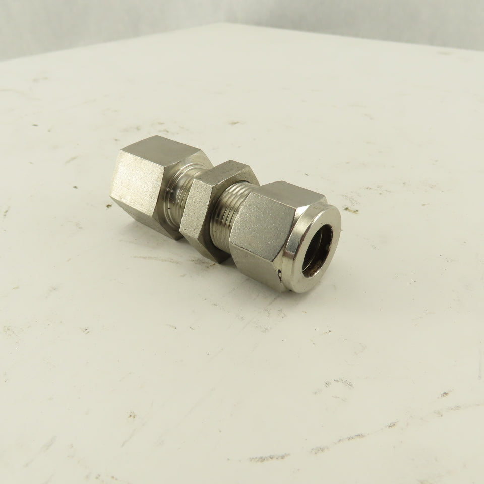 3/8 FNPT x 1/2" Compression Stainless Steel Bulkhead Fitting
