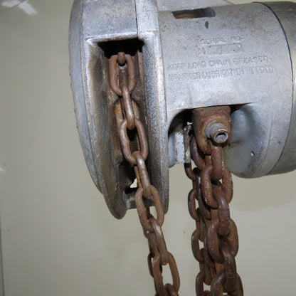 CM Model M Cyclone 1-1/2 Ton Manual Chain Fall Hoist 20' Lift 10' Pendant Chain