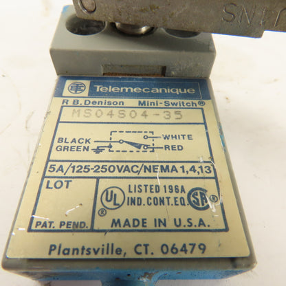 Telemecanique MS04S04 35 120/250VAC 5A Cam Roller Rocker Limit Switch