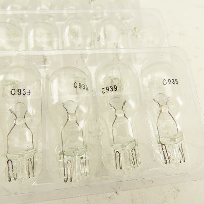 Luna Pro 2FMN5 Miniature Incandescent T5 Bulb Lot Of 39