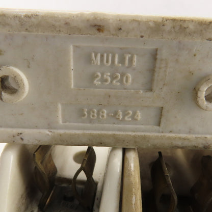 Union Multi 2520 388-424 Ceramic Fuse Holder 30A 600V Lot Of 3