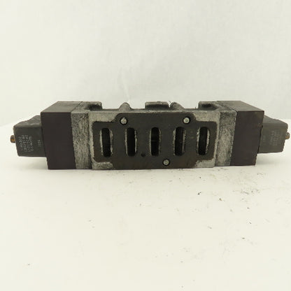 Parker L7253821153VXBB 5/3 Position Closed Center Pneumatic Valve 120V Coil