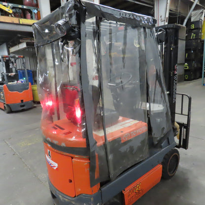 Toyota Soft Panel Vinyl Forklift Cab Enclosure For Model 5FBCU15 Roll Up Doors