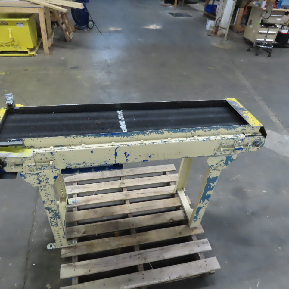 Adjustable Incline/Decline Slide Bed Conveyor 12" Belt 33FPM 63" OAL 115V 1Ph