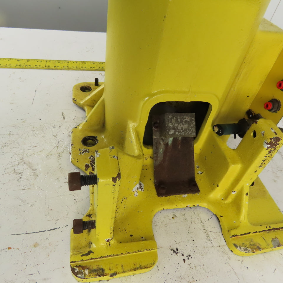 Fanuc A05B-1210-B201 Arc Mate 100i Robotic Manipulator Floor Casting Assembly