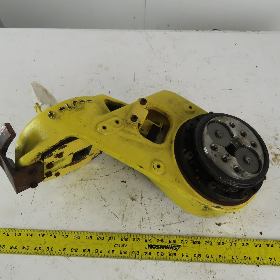 Fanuc A05B-1210-B201 Arc Mate 100i Robotic Manipulator J1 Axis Casting & Bearing
