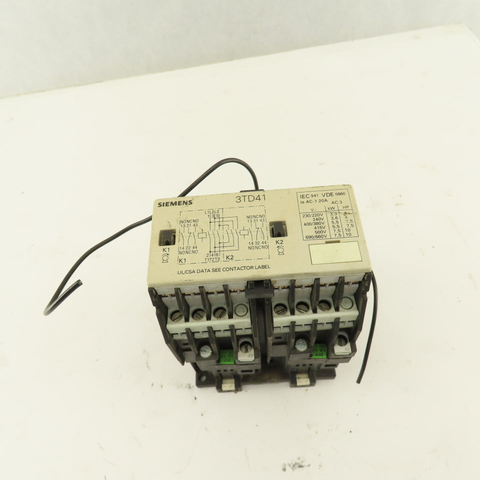 Siemens 3TD4102-2B 600V 10Hp MAX Reversing Magnetic Contactor 24VDC Coil