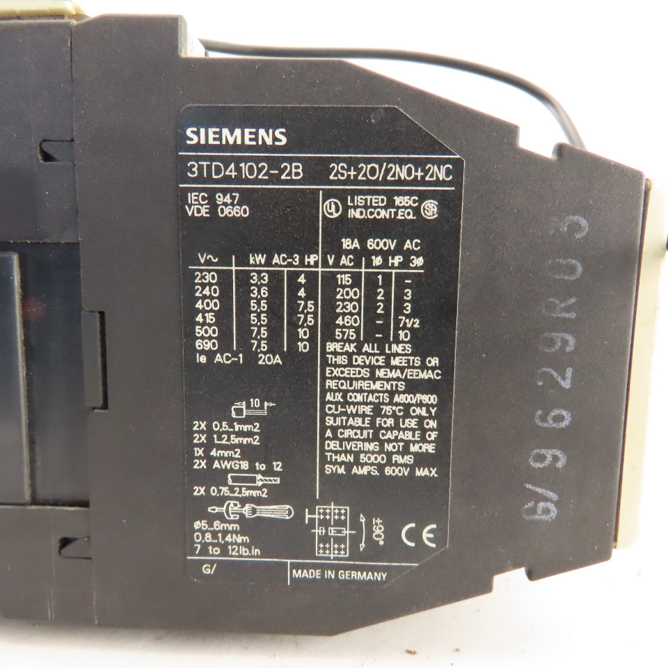 Siemens 3TD4102-2B 600V 10Hp MAX Reversing Magnetic Contactor 24VDC Coil