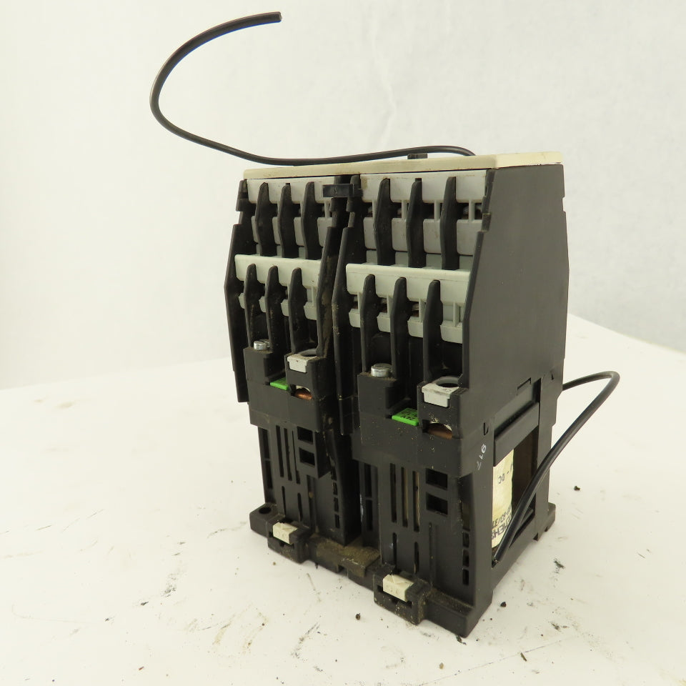Siemens 3TD4102-2B 600V 10Hp MAX Reversing Magnetic Contactor 24VDC Coil