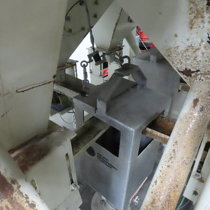 Pacific Engineering Bulk Material Dual Weigh Batching Blending Discharge Hopper