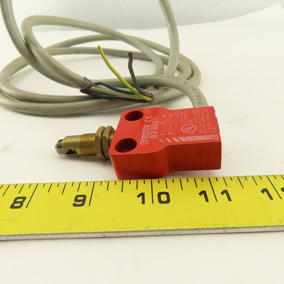 Crouzet 838821 500V Plunger Limit Switch