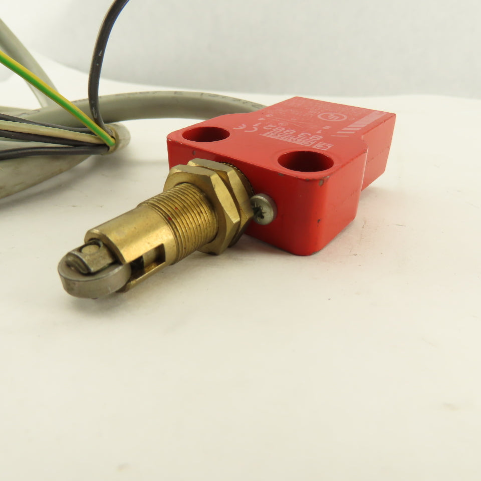 Crouzet 838821 500V Plunger Limit Switch