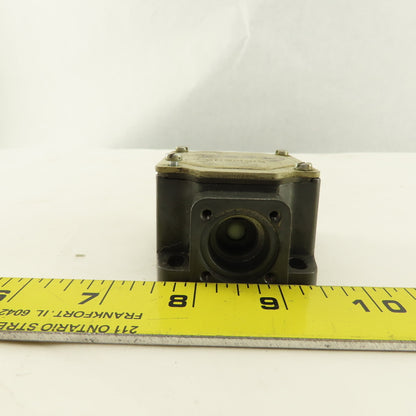 Siemens 3SE3100-1E 500V Limit Switch Contact Body No Operator Head