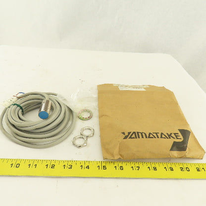 Yamatake FL7M-5A6-L5 1155458 Inductive Proximity Sensor