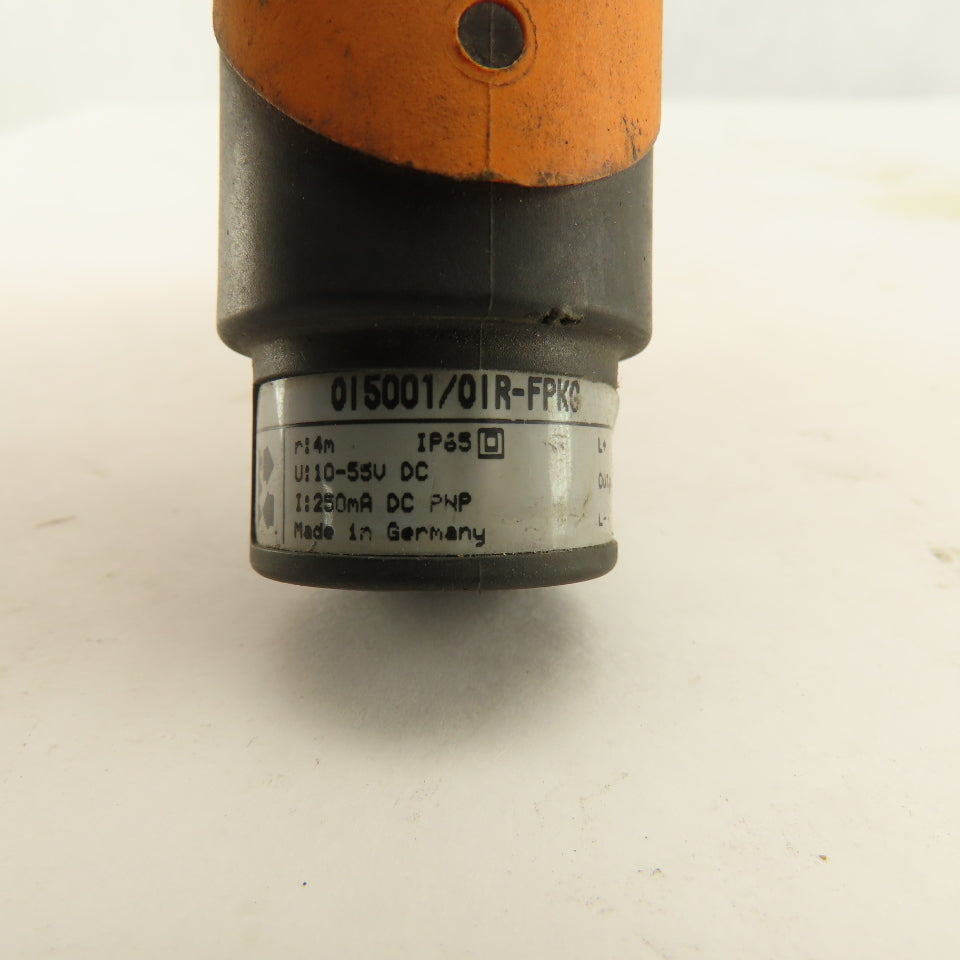IFM O15001/OIR-FPKG Efector Retro-Reflective Sensor 30mm