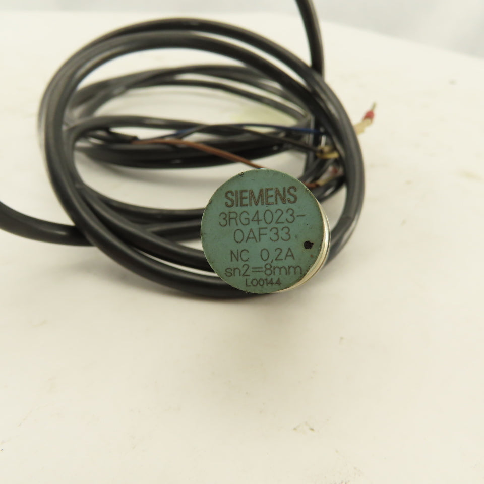 Siemens 3RG4023-OAF33 Inductive Proximity Sensor