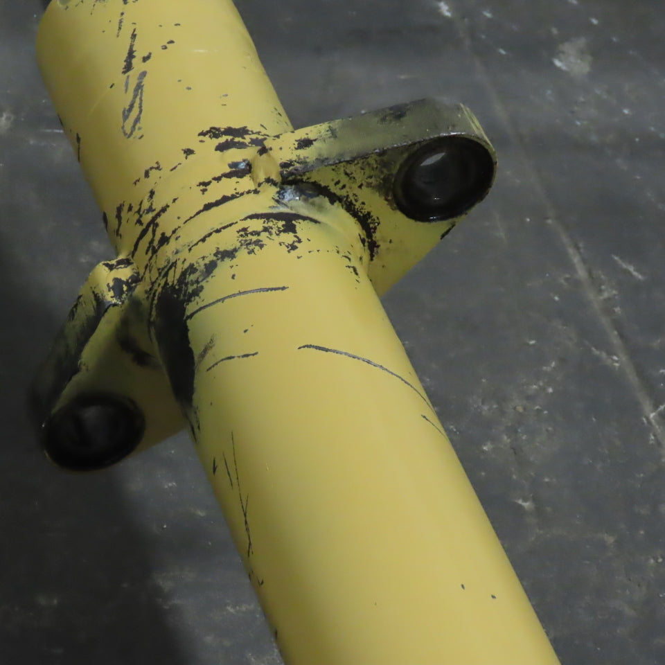 Hyster R30CH Fork Lift Mast Tall Hydraulic Cylinder 2-3/4" Rod 130" OAL
