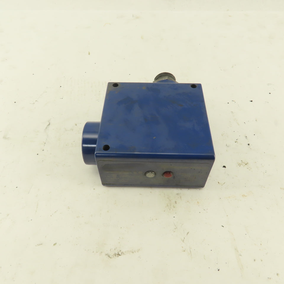 Telemecanique SM552A173NI 12-24VDC Dual Level Ultrasonic Sensor