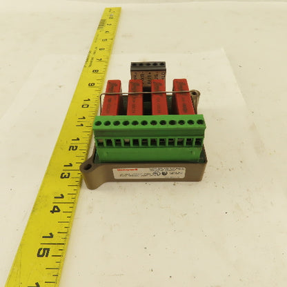 Honeywell SDS-C2SUB-4 240V Relay Module 24VDC Output x 4