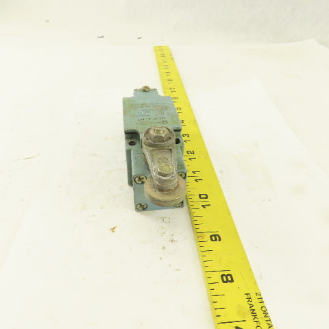 Telemecanique XCK-JH7 Limit Switch W/Arm