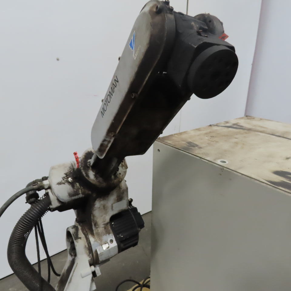 Yaskawa Motoman YR-HP6-A00 Welding Robot 6 Axis W/NX100 HP6 Controller AS IS