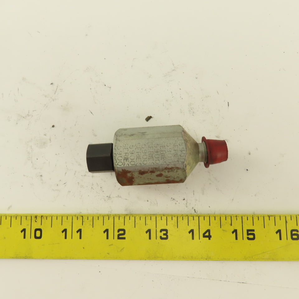 Aeroquip Series 5900 3/8" NPT Hydraulic Swivel Connector NOS