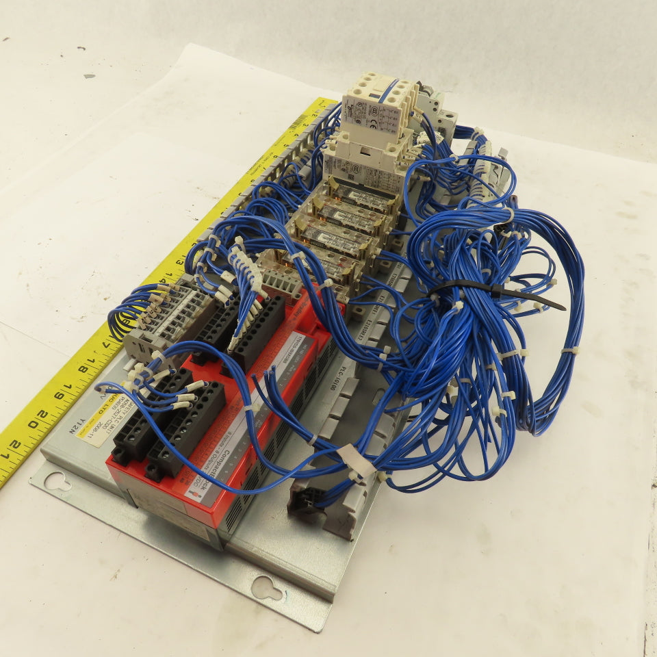 Fanuc A05B-2527-C320 Robotic Safety PLC Unit