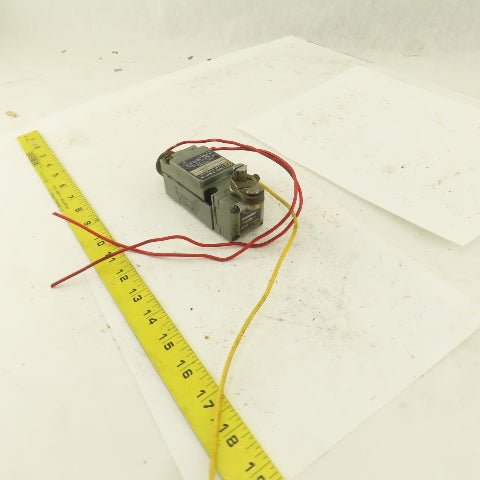 Square D C54N2 Class 9007 600V Cam Roller Limit Switch