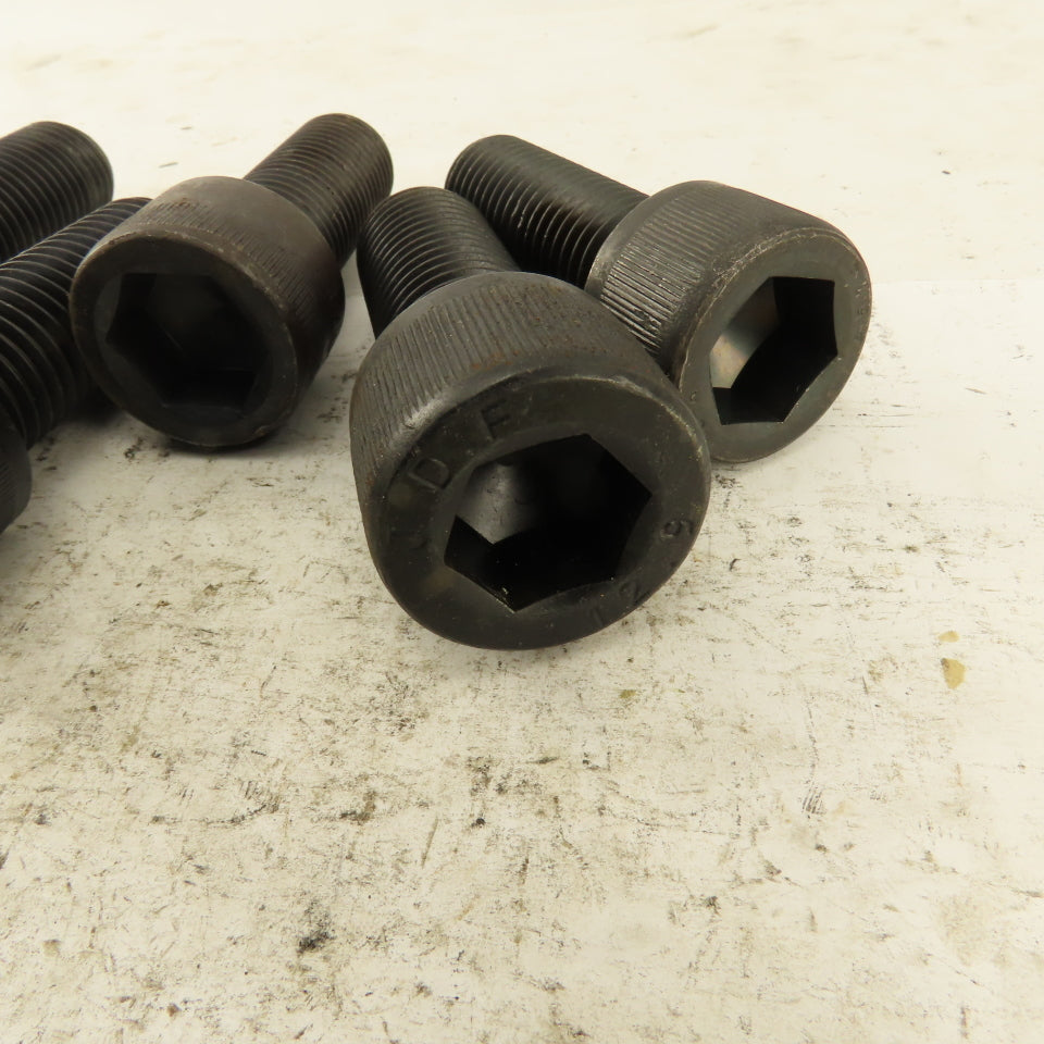7/8-9 x 2-1/2" SHCS Socket Head Cap Screw Lot Of 8