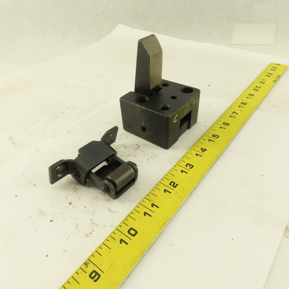 Danly IEM C1073-1/2 Punch Press Die Spring Loaded Stock Pusher Ejector Wedge Set