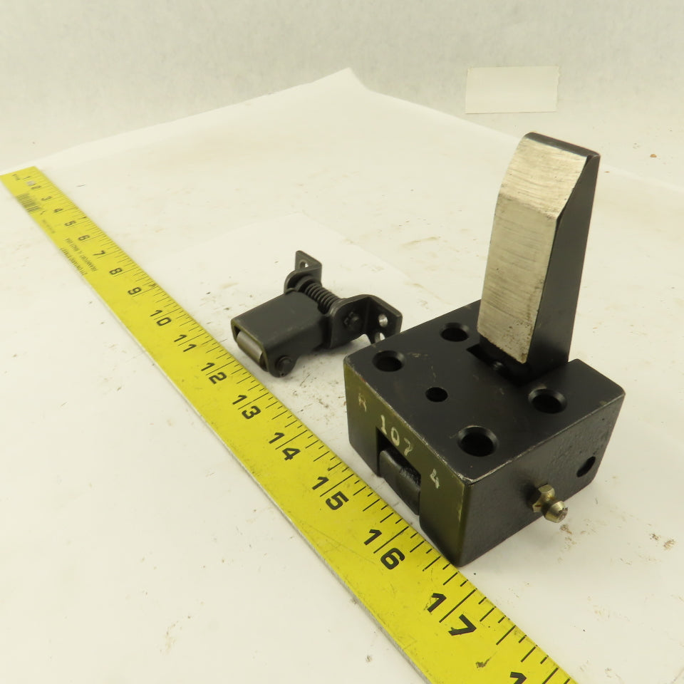 Danly IEM C107 4 Punch Press Die Spring Loaded Stock Pusher Ejector Wedge Set