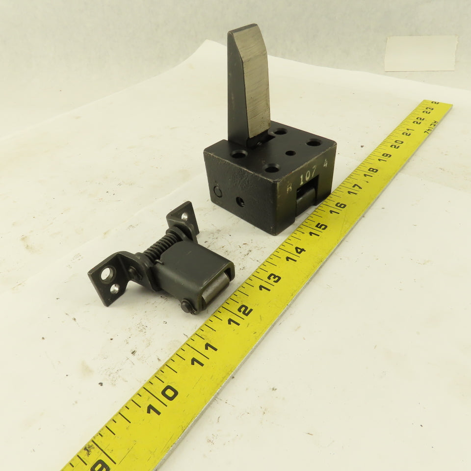Danly IEM C107 4 Punch Press Die Spring Loaded Stock Pusher Ejector Wedge Set