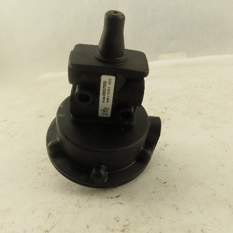Norgren 03037002 Pressure Or Vacuum Spring Pilot 3/2 Air Valve 1/8NPT