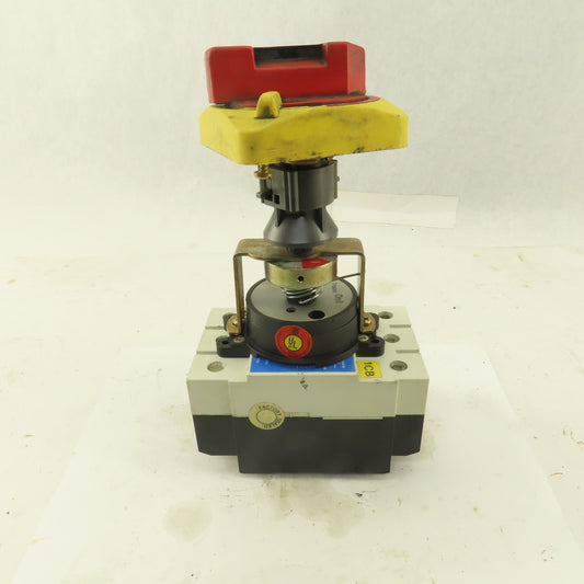Cutler Hammer GWF 25k 20A 600VAC Circuit Breaker With Panel Operator LOTO