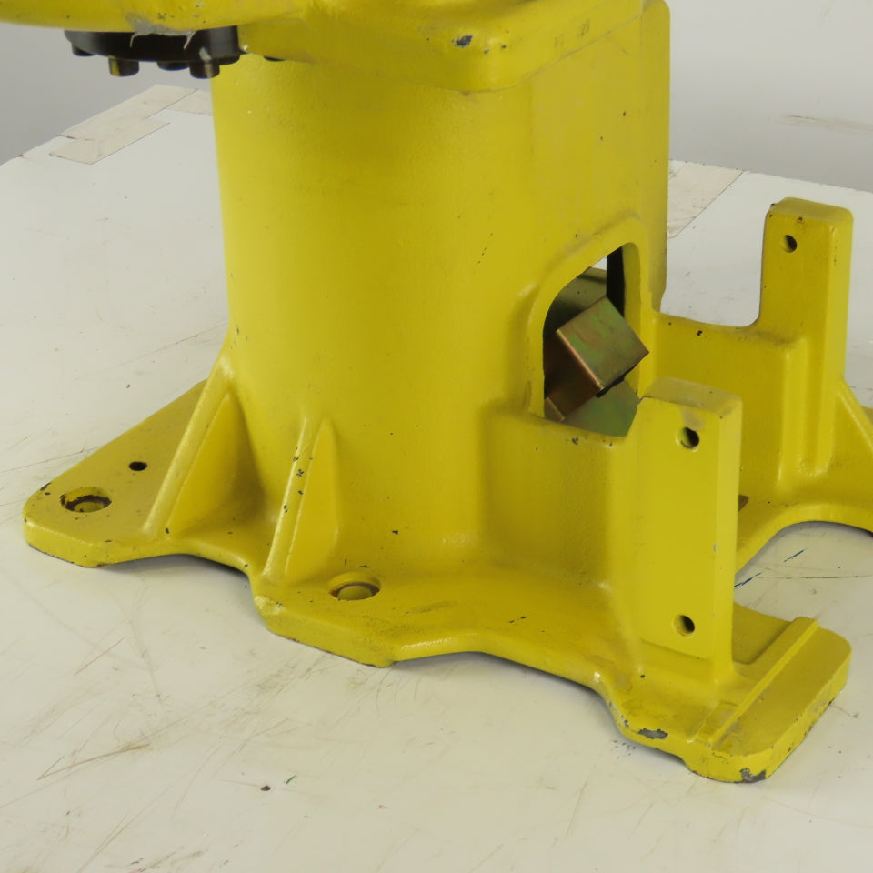 Fanuc A05B-1210-B202 M-6i Robotic Manipulator Floor Casting Assembly
