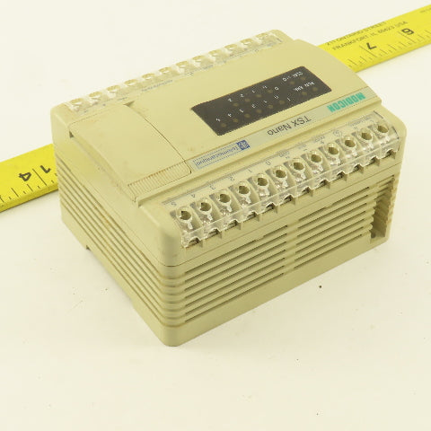 Schneider TSX07321028 TSX Nano 100-240VAC 4 Relay Output Module