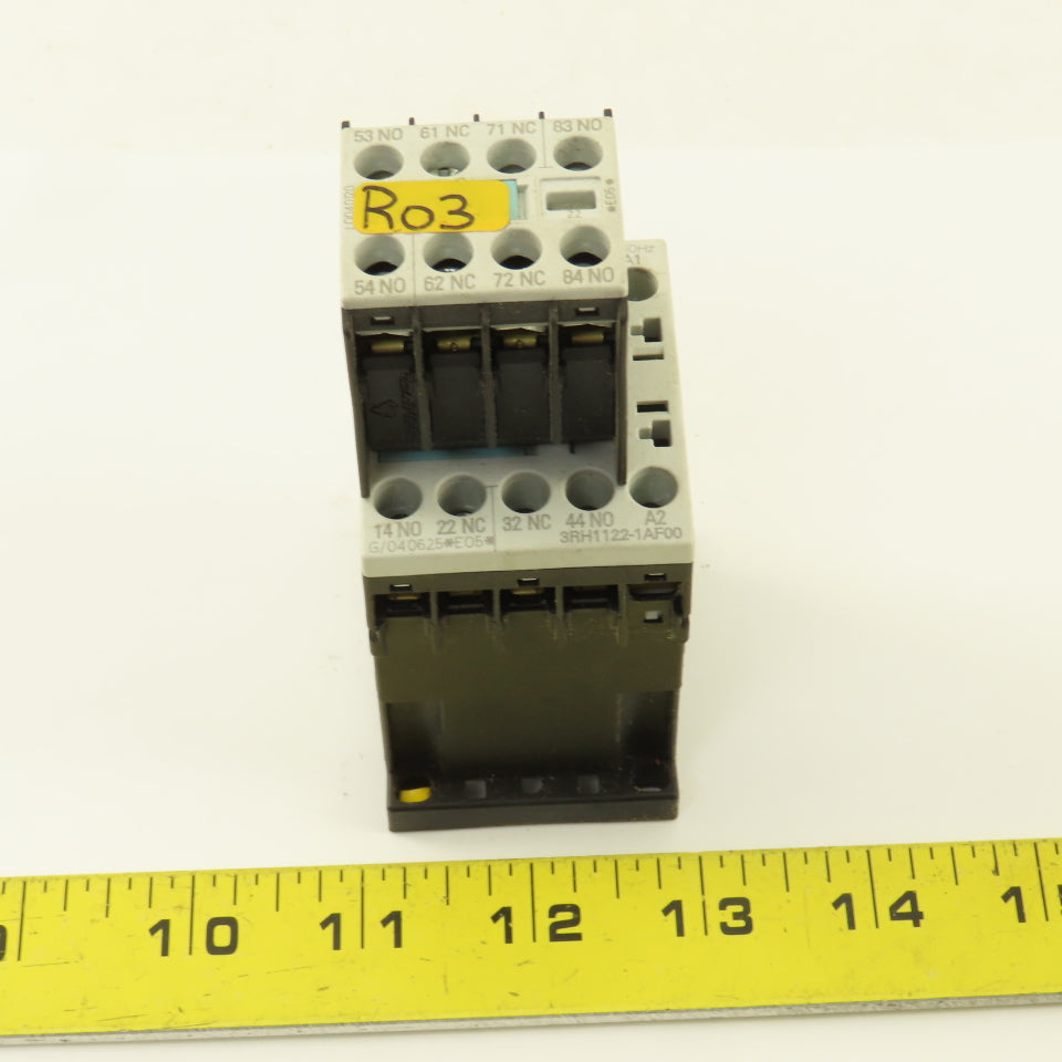 Siemens 3RH1131-1AF00 110V Contactor Relay W/ 3RH1911-1FA11 Auxiliary