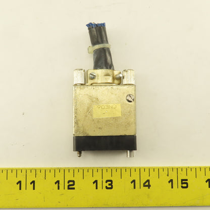 AMP 201359-1 26 Position Female Pin Connector Okuma MC-60H