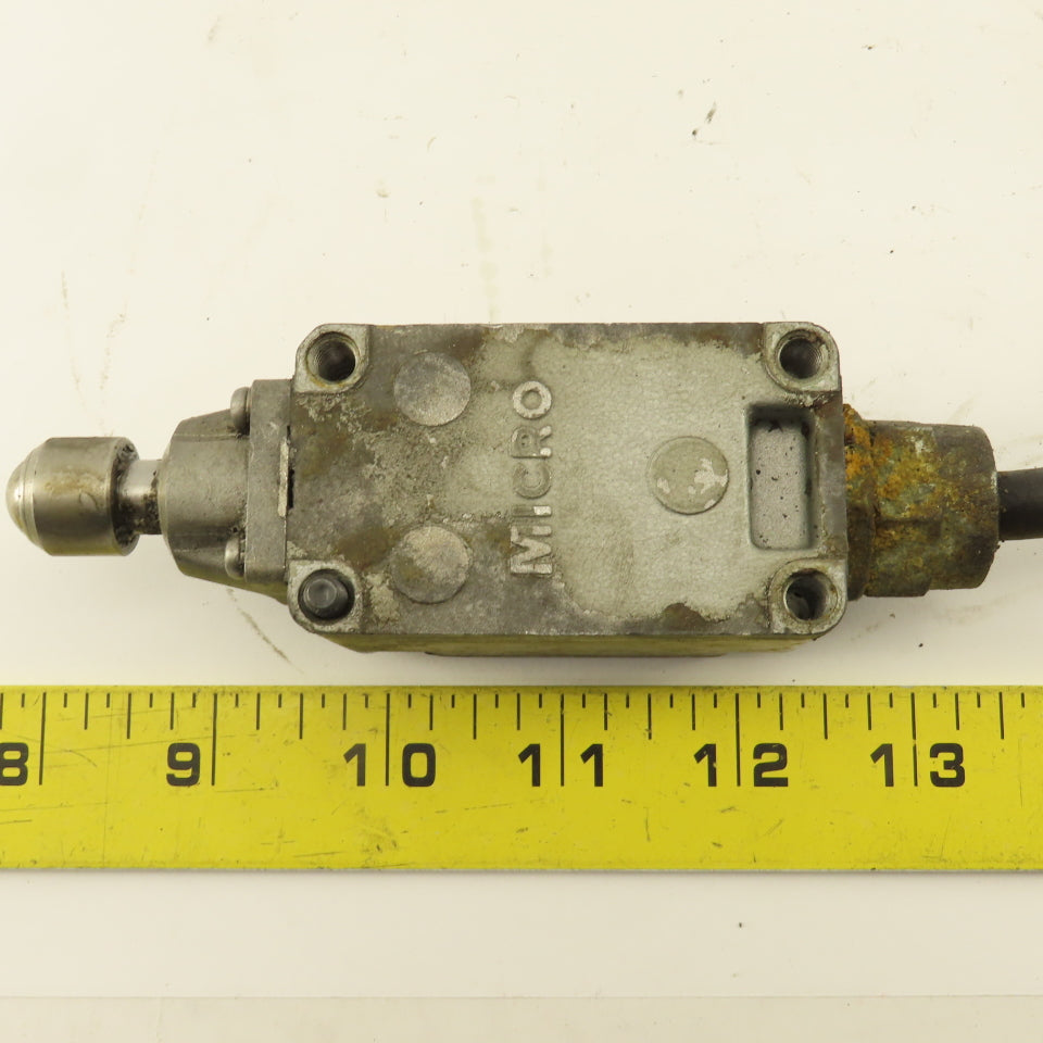Yamatake Honeywell 2LS-J6 125-480V Ball Plunger Limit Switch
